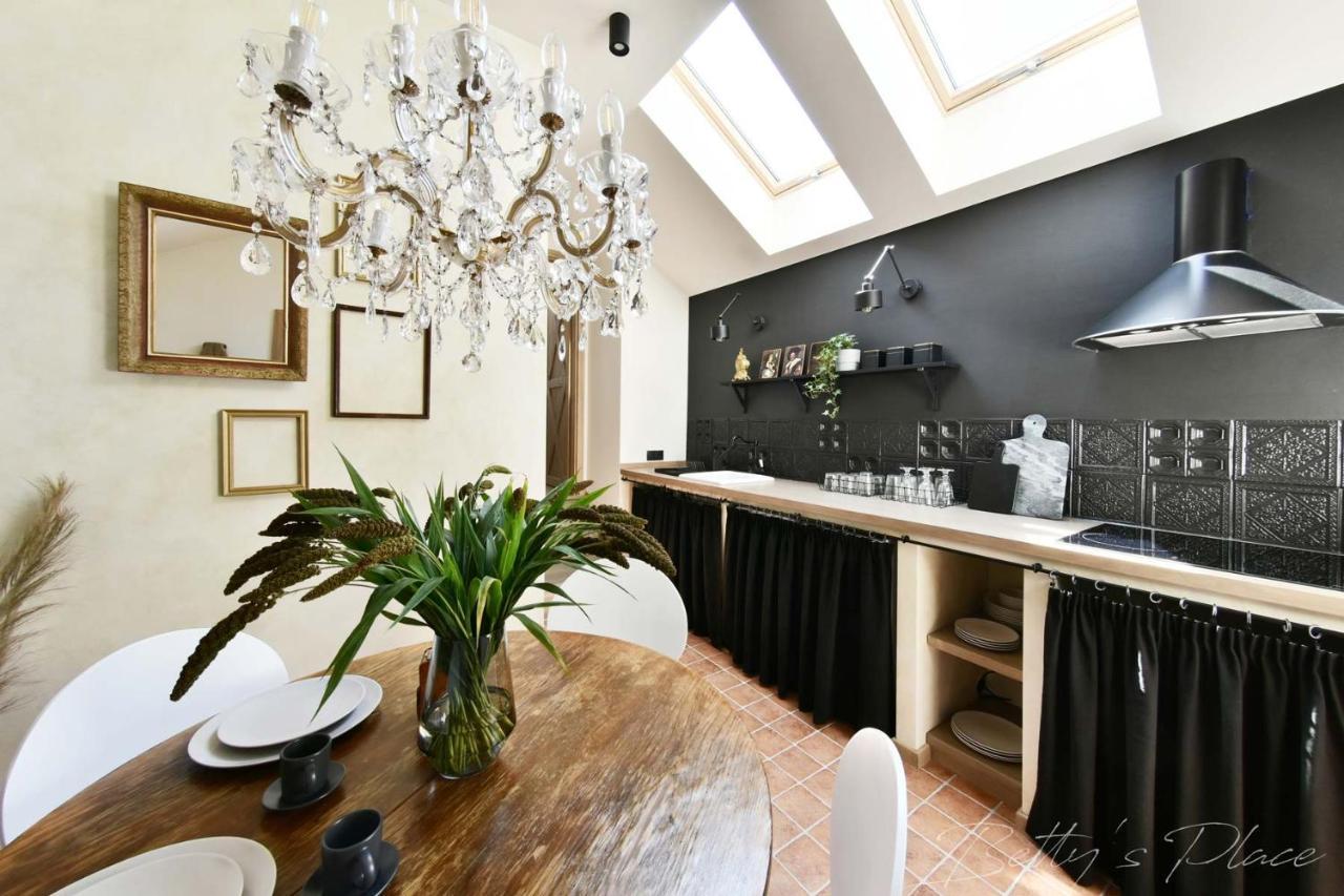 Betty'S Place Zabierzow Extérieur photo
